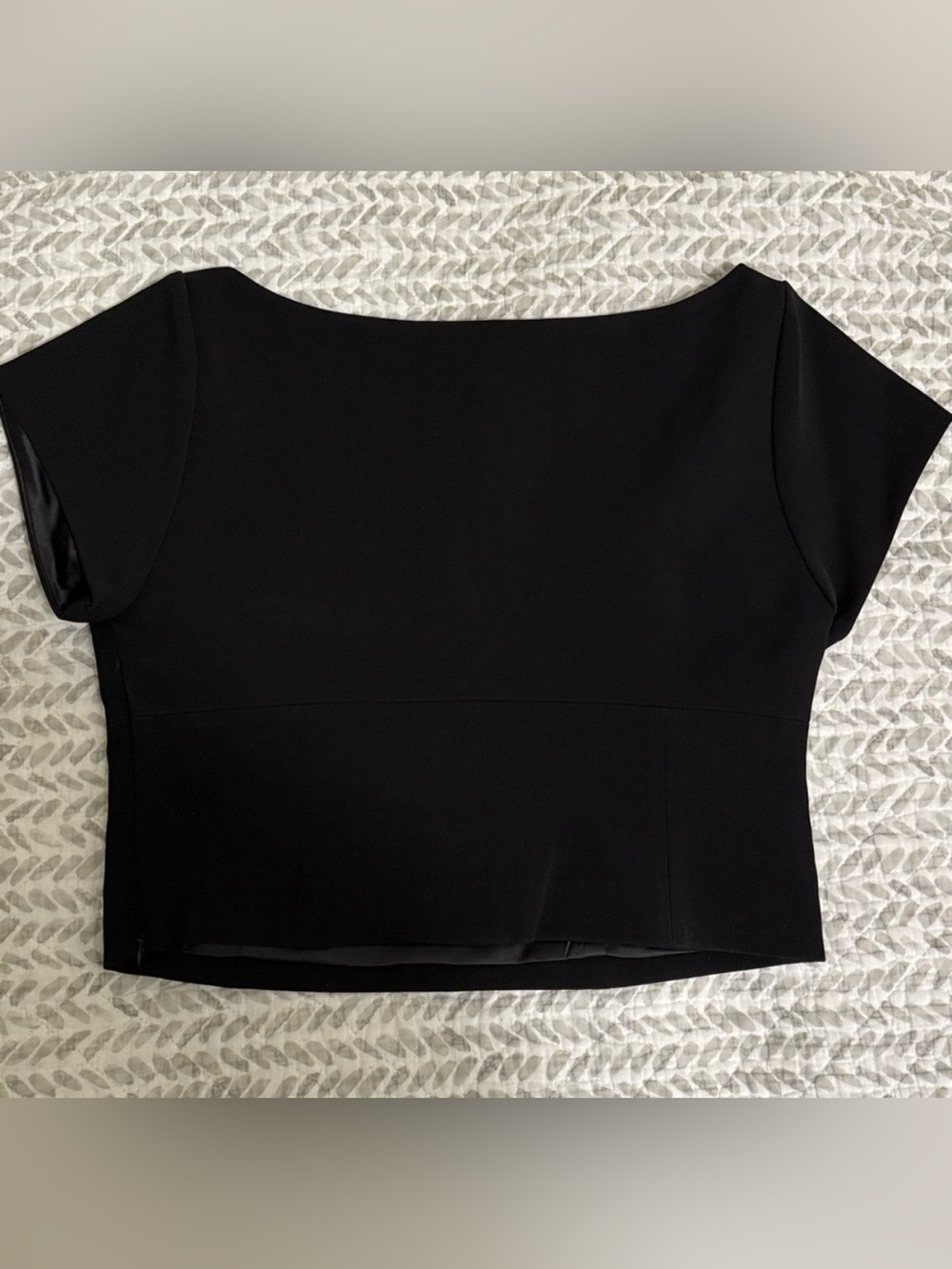 MESHKI Ellis Cap Sleeve Longline Suiting Top - Picture 5 of 6
